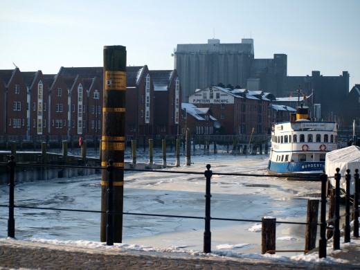 Husumer Hafen im Schnee Sturmflutstand von 1962